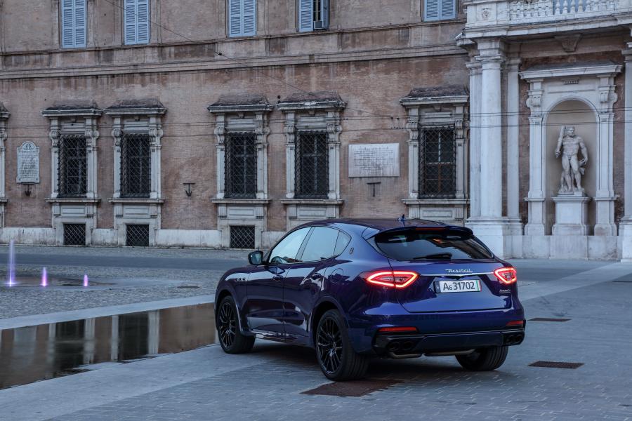  Maserati Levante Trofeo 2018 года  (WW) (фото 55 из 62)
